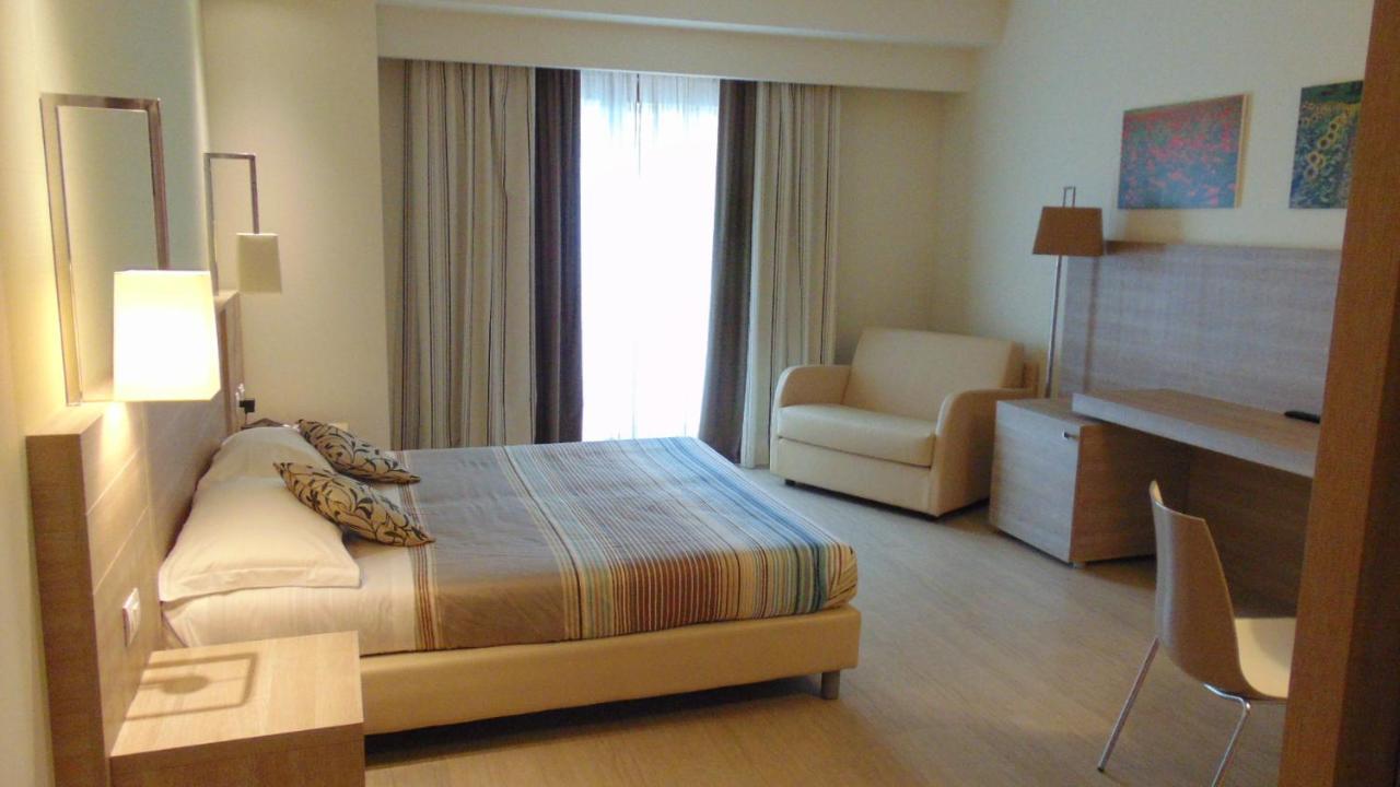 Turin Airport Hotel & Residence San Francesco al Campo Dış mekan fotoğraf